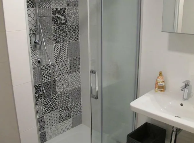 - 15 Apartment *
